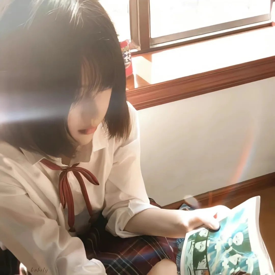 坐着的女人